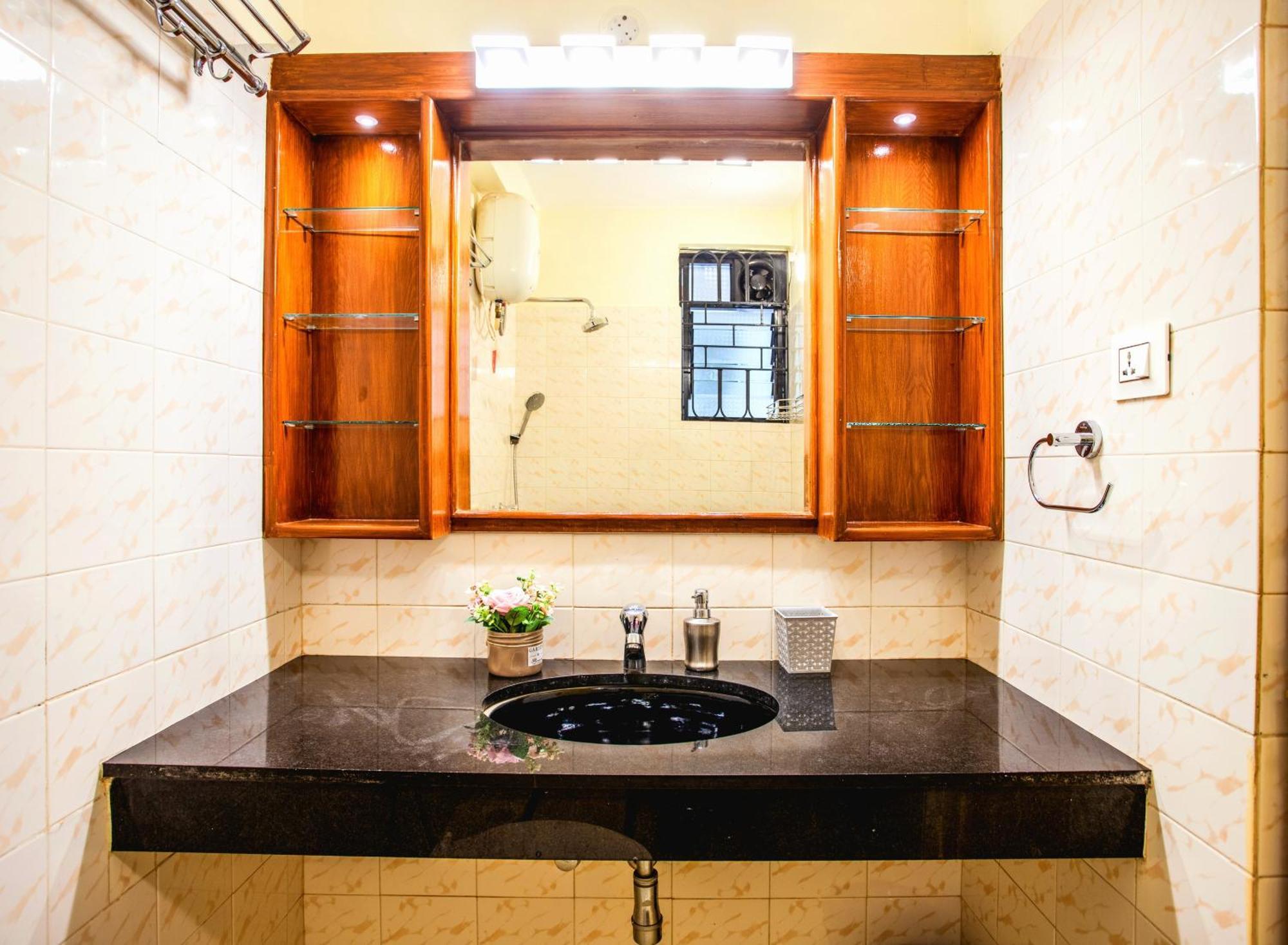 'Golden Sea Pearl' 1 Bhk Beach Apartment Бенаулим Экстерьер фото